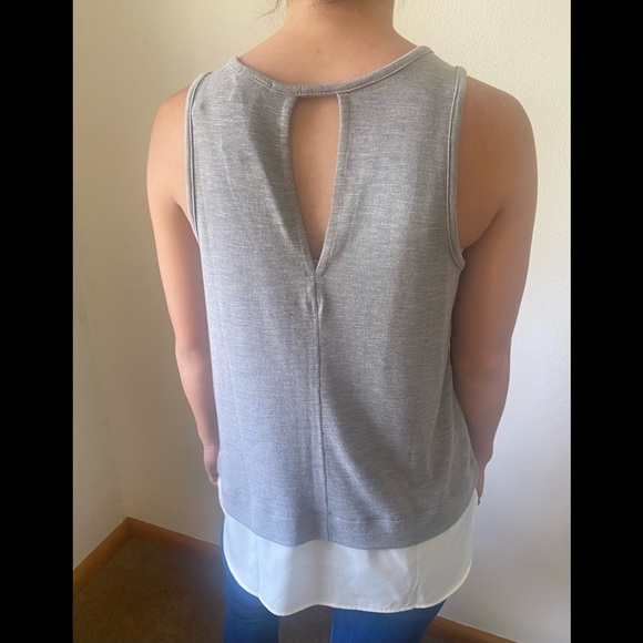 J.Crew mercantile grey knit flowy tank top. Size Small. Keyhole in back. - Picture 3 of 8